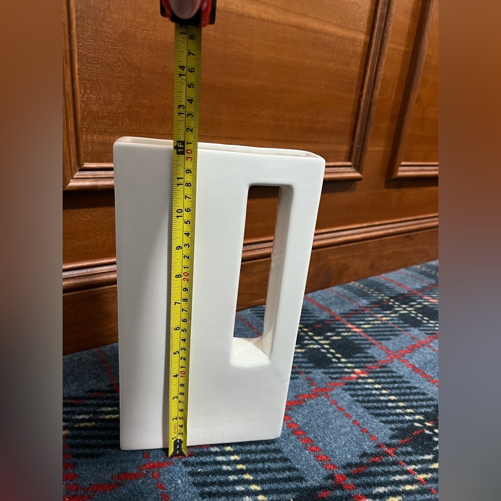 Vintage rectangular White Ceramic Chimney Vase - Picture 9 of 11